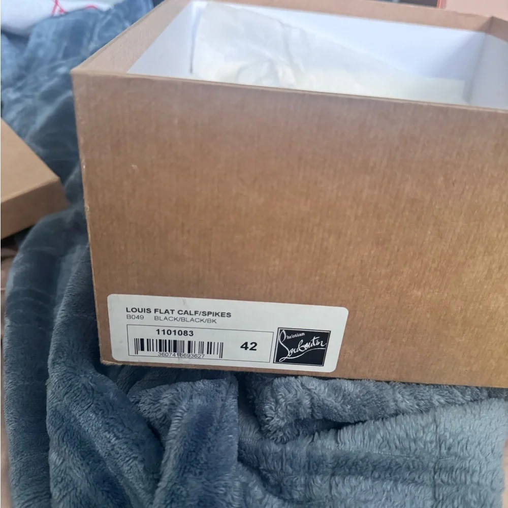 Louis Vuitton Black Calf Spikes Sneakers - Picture 6 of 6